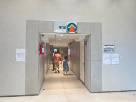 BDD Chawl residents raise concerns over health and construction issues